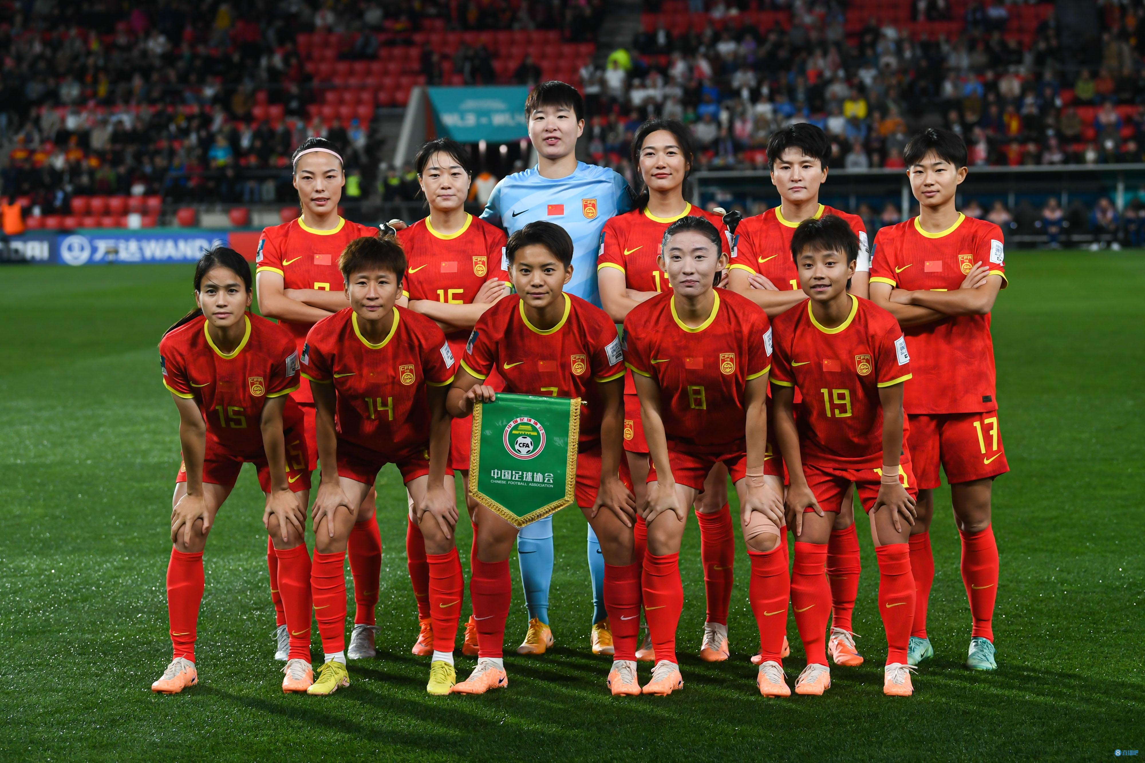 国足女足提高实力，迎接新一轮挑战