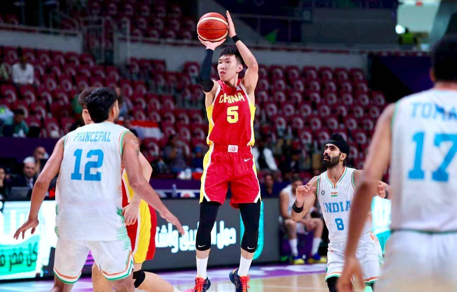 关于新疆男篮再度登顶，豪取胜利展现超群实力的信息