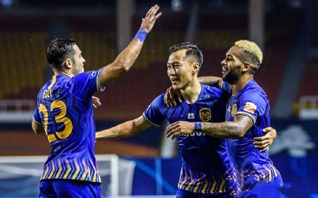 爱游戏官网入口-深圳佳兆业客场不敌江苏苏宁勉强保级