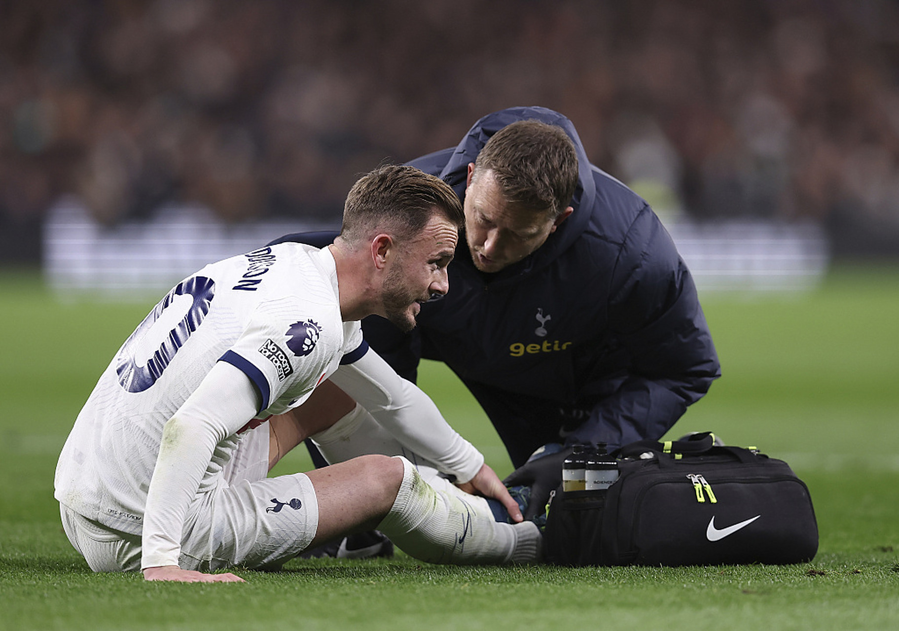 关于佛罗伦萨中场大将伤愈复出，助球队重返巅峰的信息