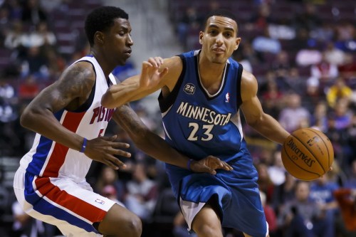 雄鸟主场逆转森林狼，遭遇两连败