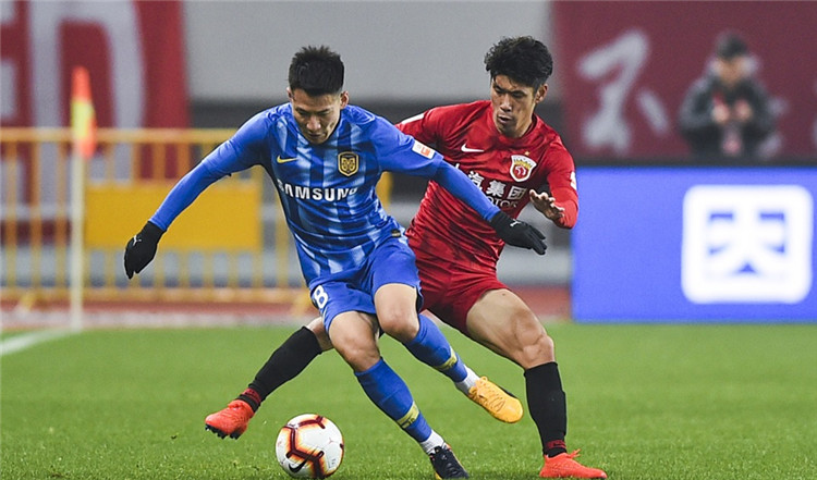 上港客场战平苏宁