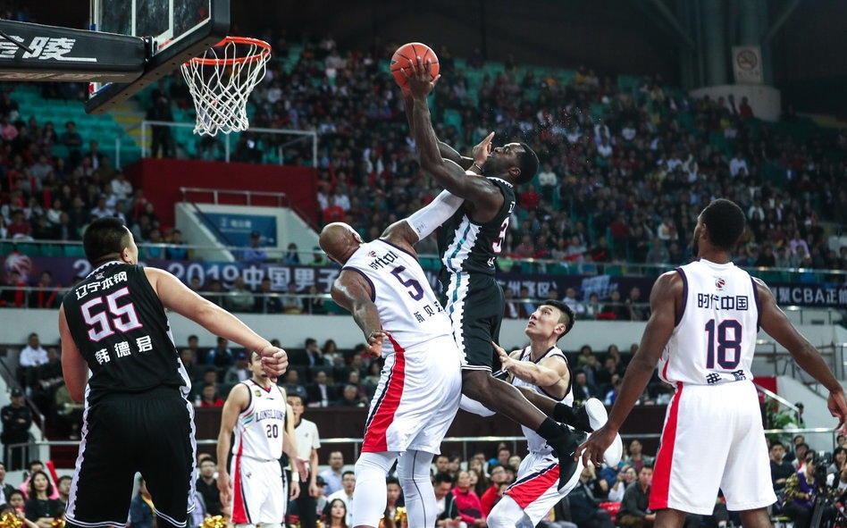 爱游戏官方登录入口-关于朗斯主场获胜，连续取得两连胜的信息