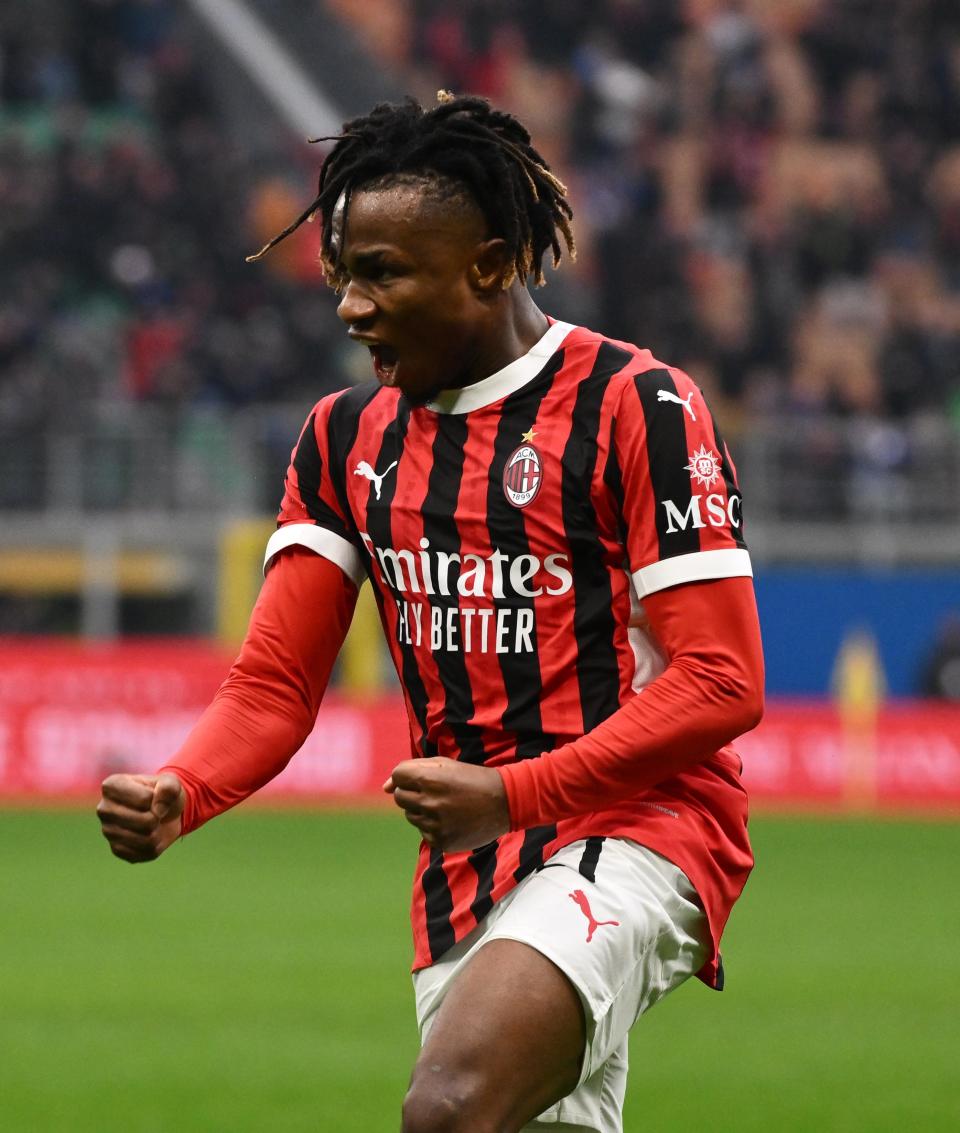 爱游戏官方入口-包含帕尔马竞队锁定胜利，奋起直追的词条